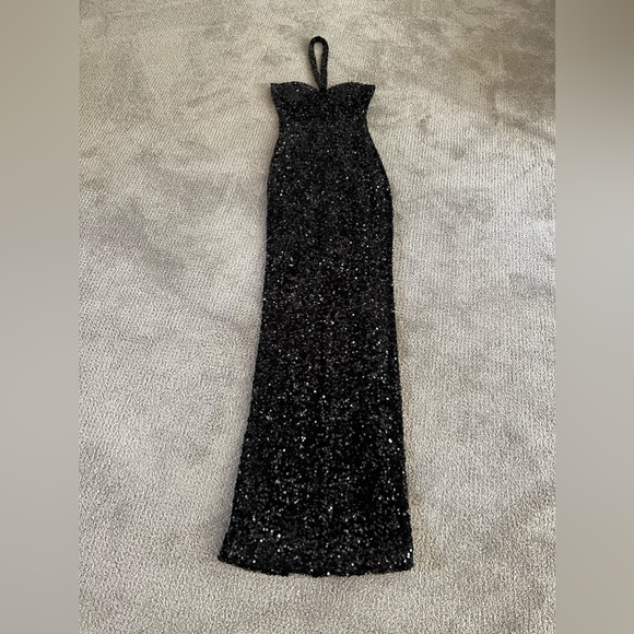 The Villain Black Sequined Dress by Alglist - Picture 5 of 8